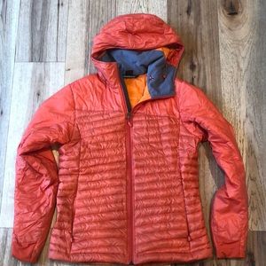 (L) Women’s Black Diamond Puffy Down Hooded Jacket